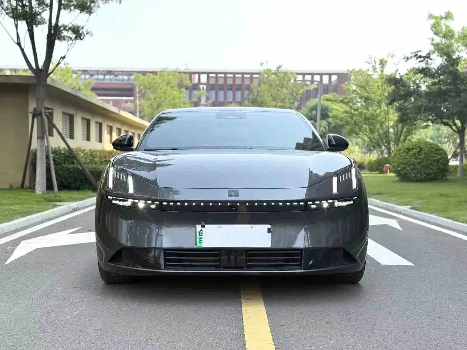 imgi_85_Gcc-Market-Quick-Local- Lynk & Co Z10 Liquid-Cooled LFP Battery Electric Car– Wholesale Price From China | Chinese Ev Cars in Ethiopia - Image 1