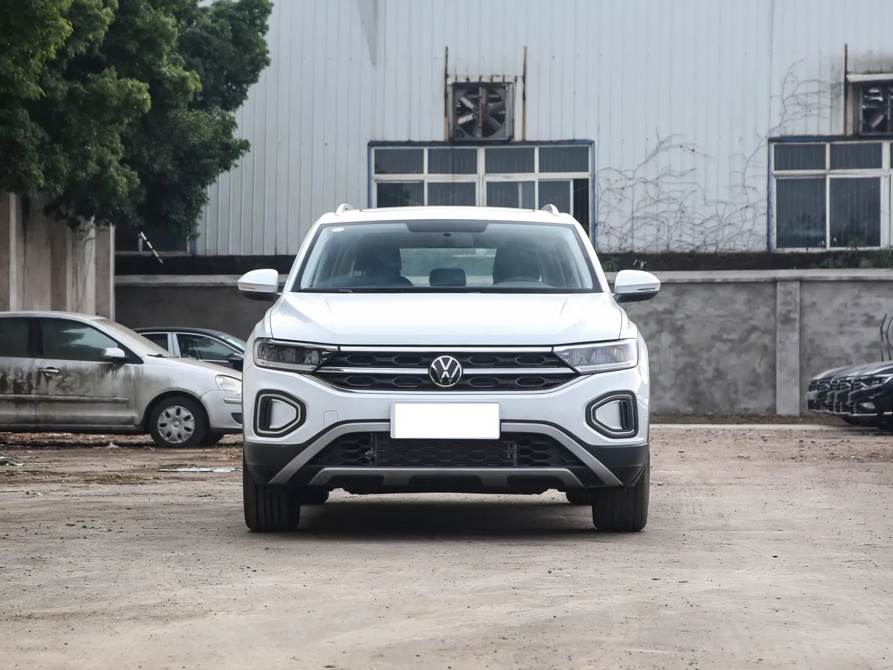 imgi_91_Compact-SUV-Powered-by-Gasoline-Explore-The-VW-T-Roc-Car 2026 Volkswagen T. Roc– Ships Worldwide From China | Chinese Ev Cars in Ethiopia - Image 1