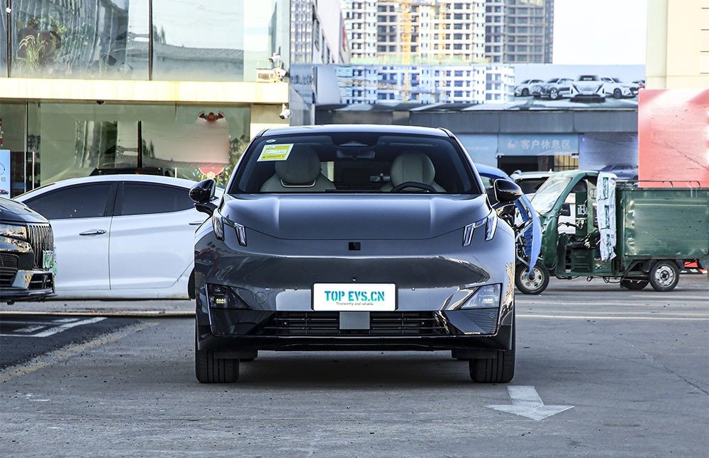imgi_3_1_3(46) Lynk & Co Z20– China Export Vehicle | Chinese Ev Cars in Ethiopia - Image 1